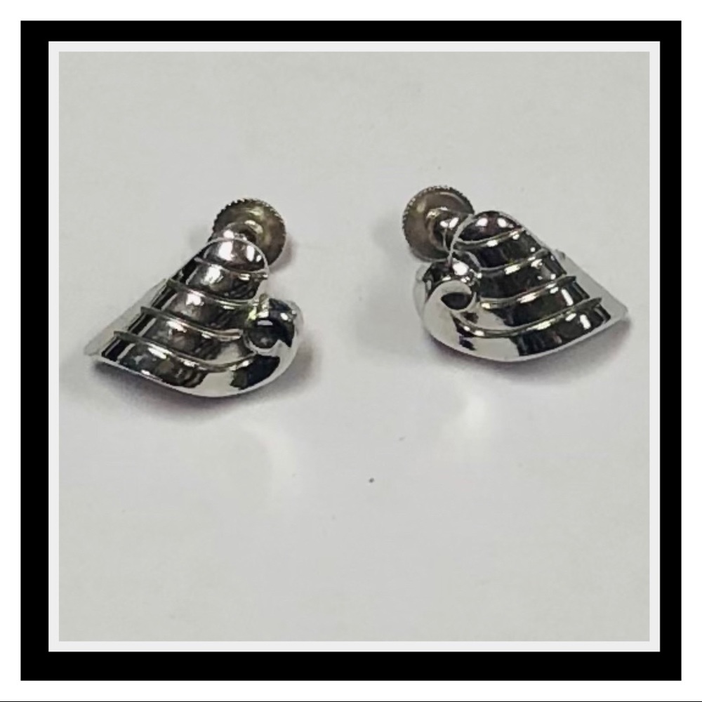 VINTAGE CORO EARRINGS